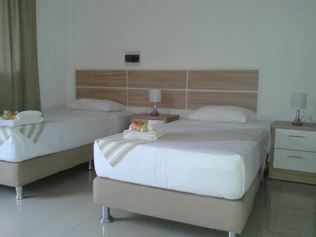 Hotel Salzburgo Ciudad del Este Phòng bức ảnh