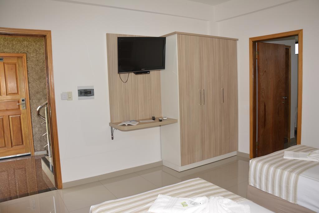 Hotel Salzburgo Ciudad del Este Phòng bức ảnh