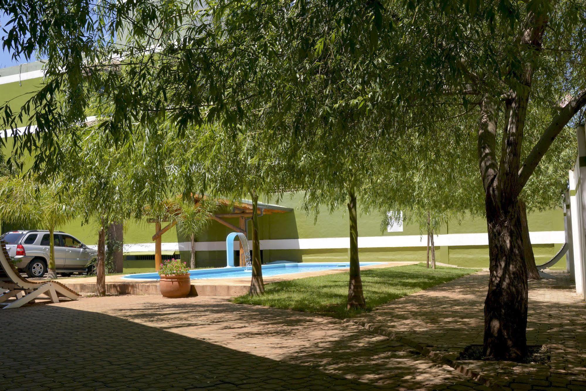Hotel Salzburgo Ciudad del Este Ngoại thất bức ảnh