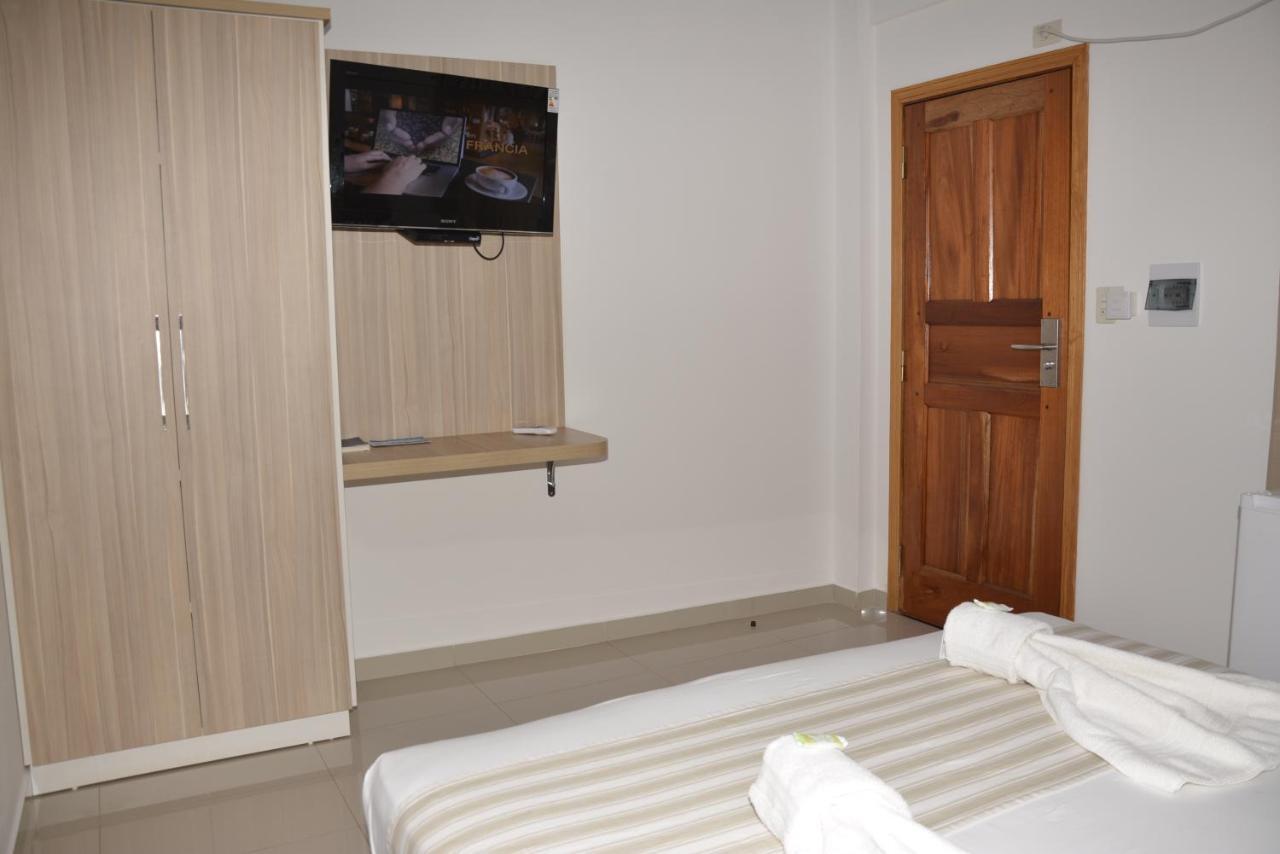 Hotel Salzburgo Ciudad del Este Ngoại thất bức ảnh
