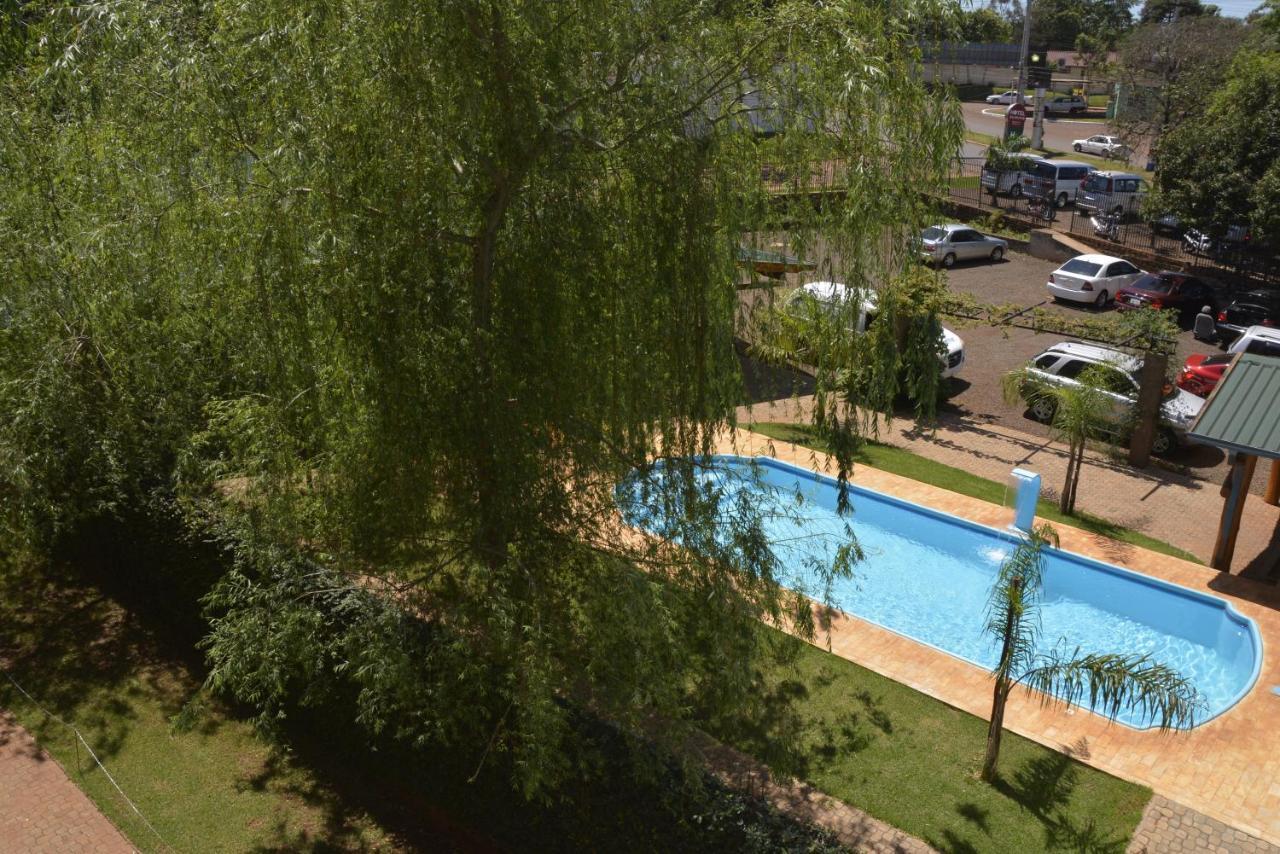 Hotel Salzburgo Ciudad del Este Ngoại thất bức ảnh